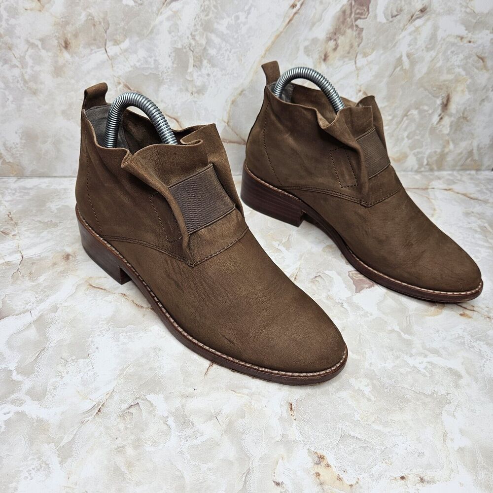 Eileen Fisher Desert Soul Tumbled Nubuck Leather Ankle Bootie Sz 7